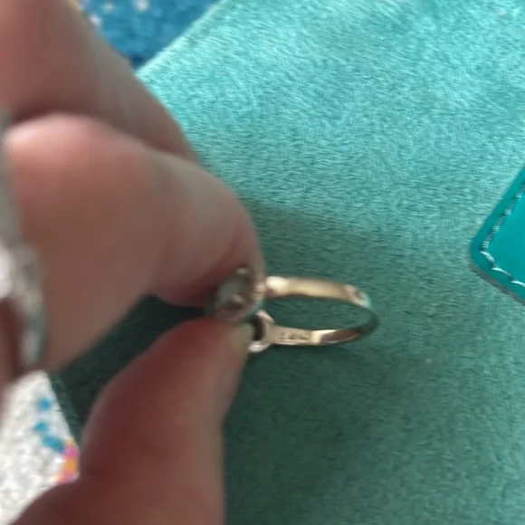 14kt Gold (white) 3 gorgeous aqua marine stones encrusted with Diamonds. Gorgeou